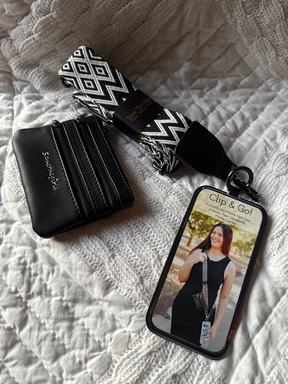 Save the Girls Clip & Go -lcross body phone holder & wallet